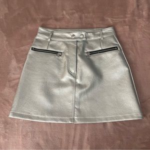 Forever 21 faux leather metallic mini skirt